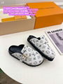     osy Flat Comfort Clog     ipper     eather slipper     lides     andals LV 13