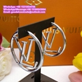     ARRINGS mbossed ircle earrings wiggy Earrings monogram Flowers ear studs LV 8