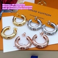     ARRINGS mbossed ircle earrings wiggy Earrings monogram Flowers ear studs LV 15