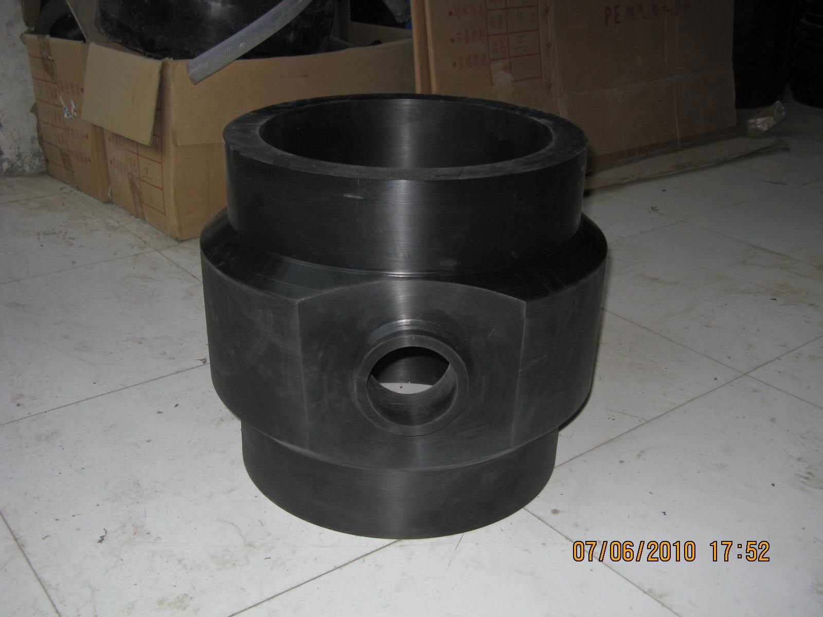 HDPE large diameter and high pressure tee 2