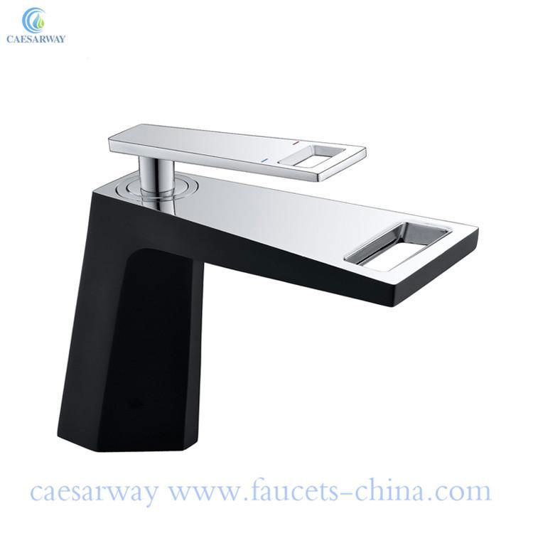 Single-Handle-Brass-Bathroom-Basin-Faucet  4
