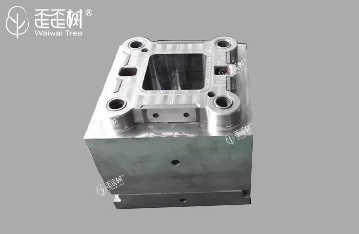 BMC/SMC Mould 2