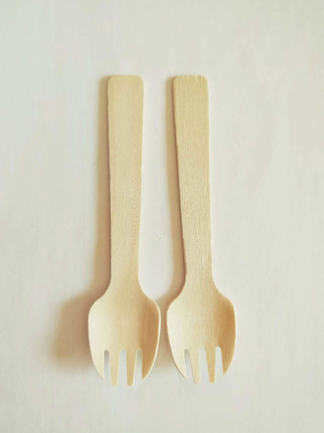 Disposable 95mm birch wood dessert spoon 3