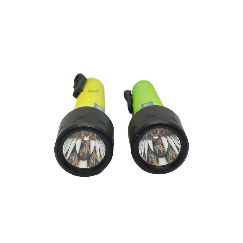 led手電筒充電防水手電筒 3
