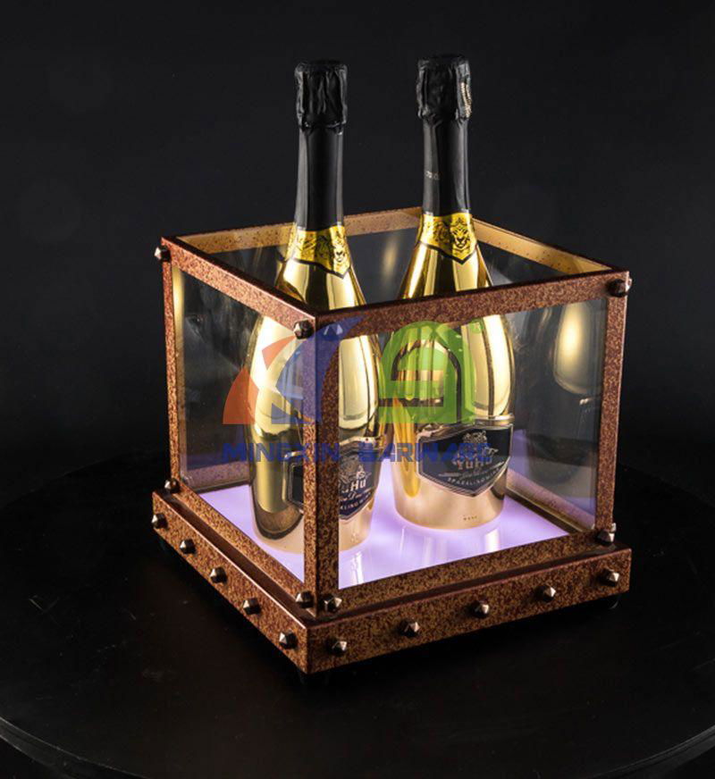 Antique Rusty Effect 4 Bottles Champagne LED Ice Bucket   2