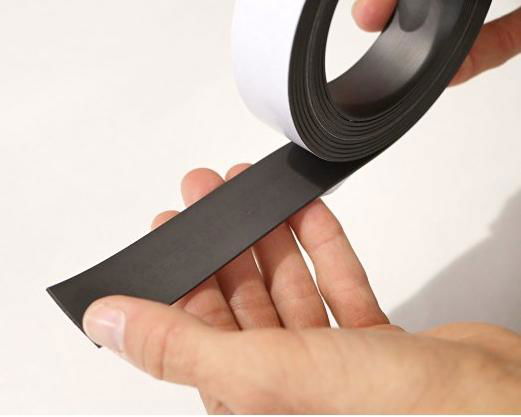 Strong Flexible rubber magnet with 3m self-adhesive magnet sheet  5