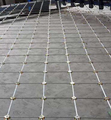 Slope protection net