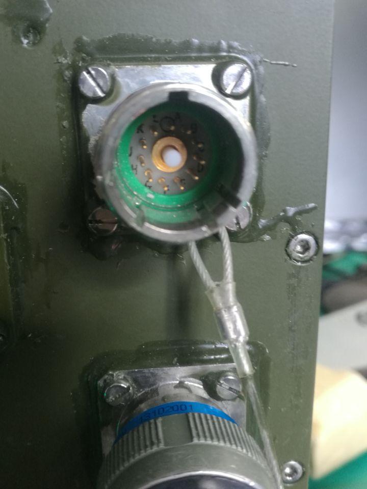 高低頻混裝電連接器 2