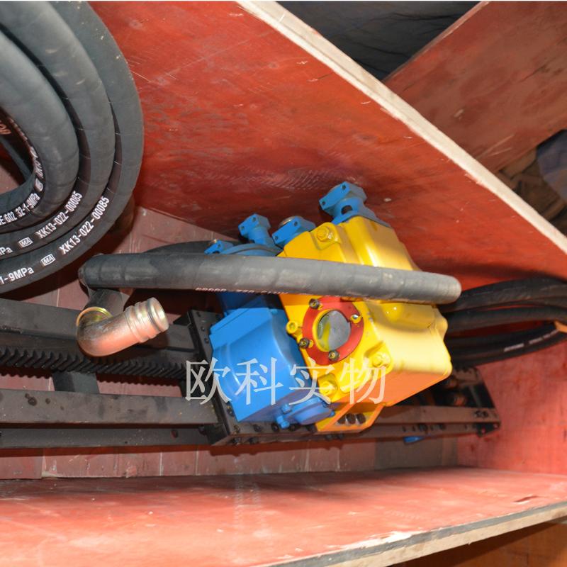 廠家直銷ZQJC氣動架柱式鑽機 柱式液壓迴轉鑽機 4