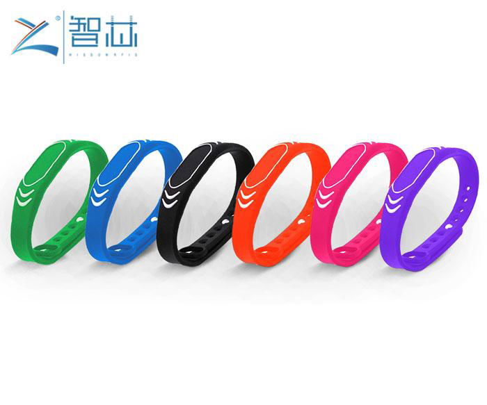 Adjustable 13.56Mhz RFID Silicone Wristband M1 Chip  4