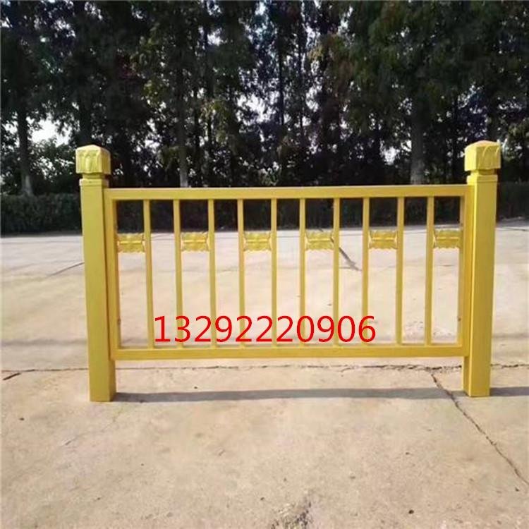黄金护栏生产厂家供应高档花式豪华型金色道路护栏 3