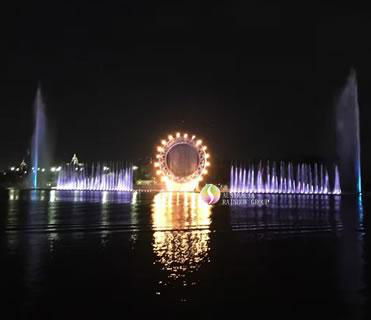 Outdoor Large Scale Multimedia Colorful Lights Dancing Fountain Floating in Lake 4