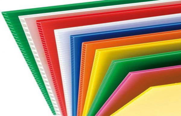 Corrugated plastic sheet 4