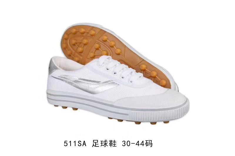 Football sneaker