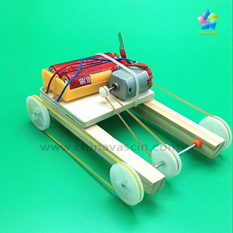 DIY Motorised truck with Pulley Drive (NOT Remote-controlled) 4
