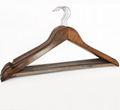 wooden clothes hangers with bar 2