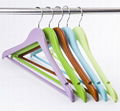 wooden clothes hangers with bar 5