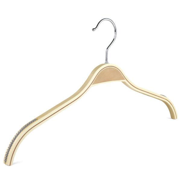 wooden clothes hangers with bar 2