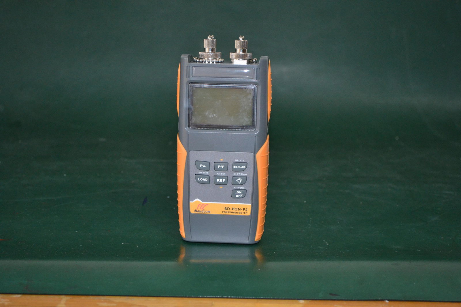 Optical power meter with Optical laser Source 4