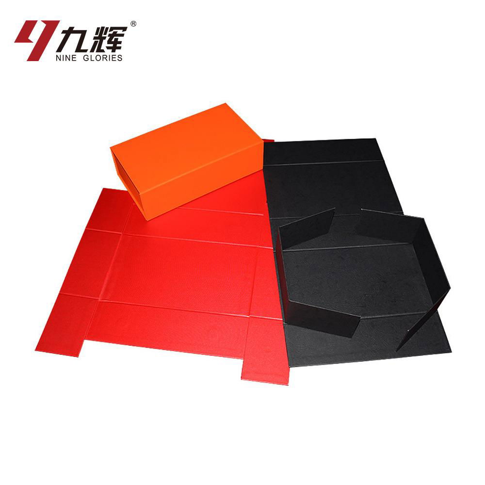  Wholesale Color Foldable Clamshell Magnetic Gift Box 2