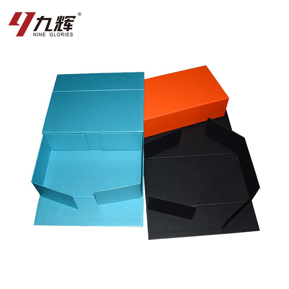  Wholesale Color Foldable Clamshell Magnetic Gift Box 3