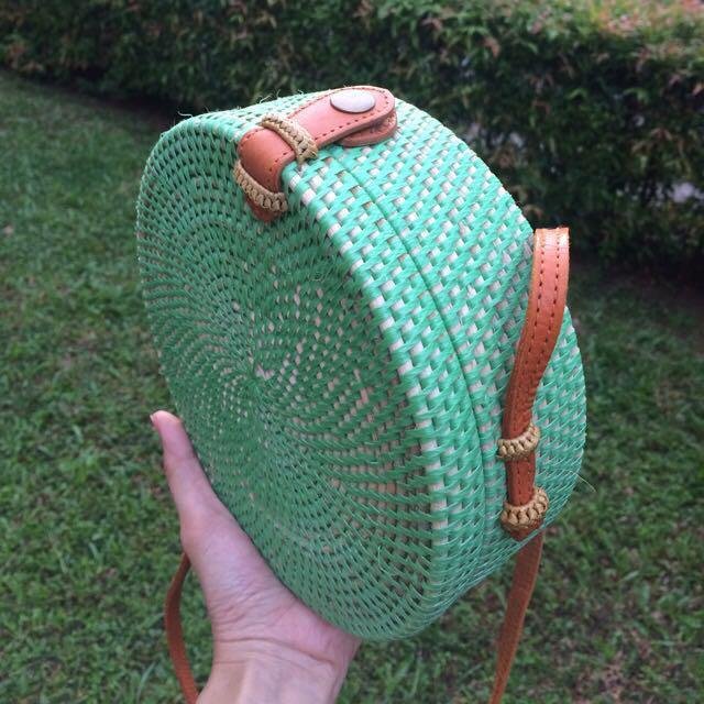 Round Green Handwoven Rattan Handbag 2020 New Arrivals Women Fashion