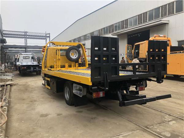 New Isu-zu 4.2m Wrecker Tow truck Flatbed Tilt Tray Road Recovery Truck for sale 2