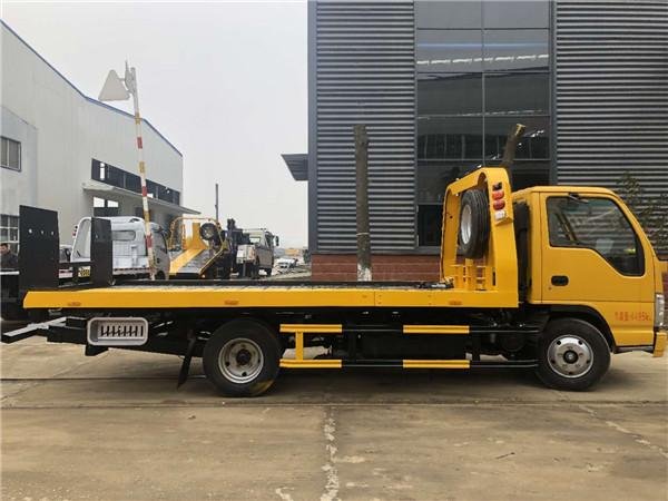 New Isu-zu 4.2m Wrecker Tow truck Flatbed Tilt Tray Road Recovery Truck for sale 5