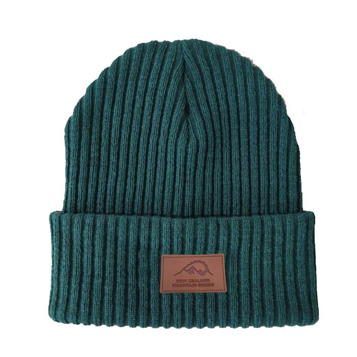 Factory Directly Sale Winter Custom Beanie Knit Warm Beanie Leather Patch