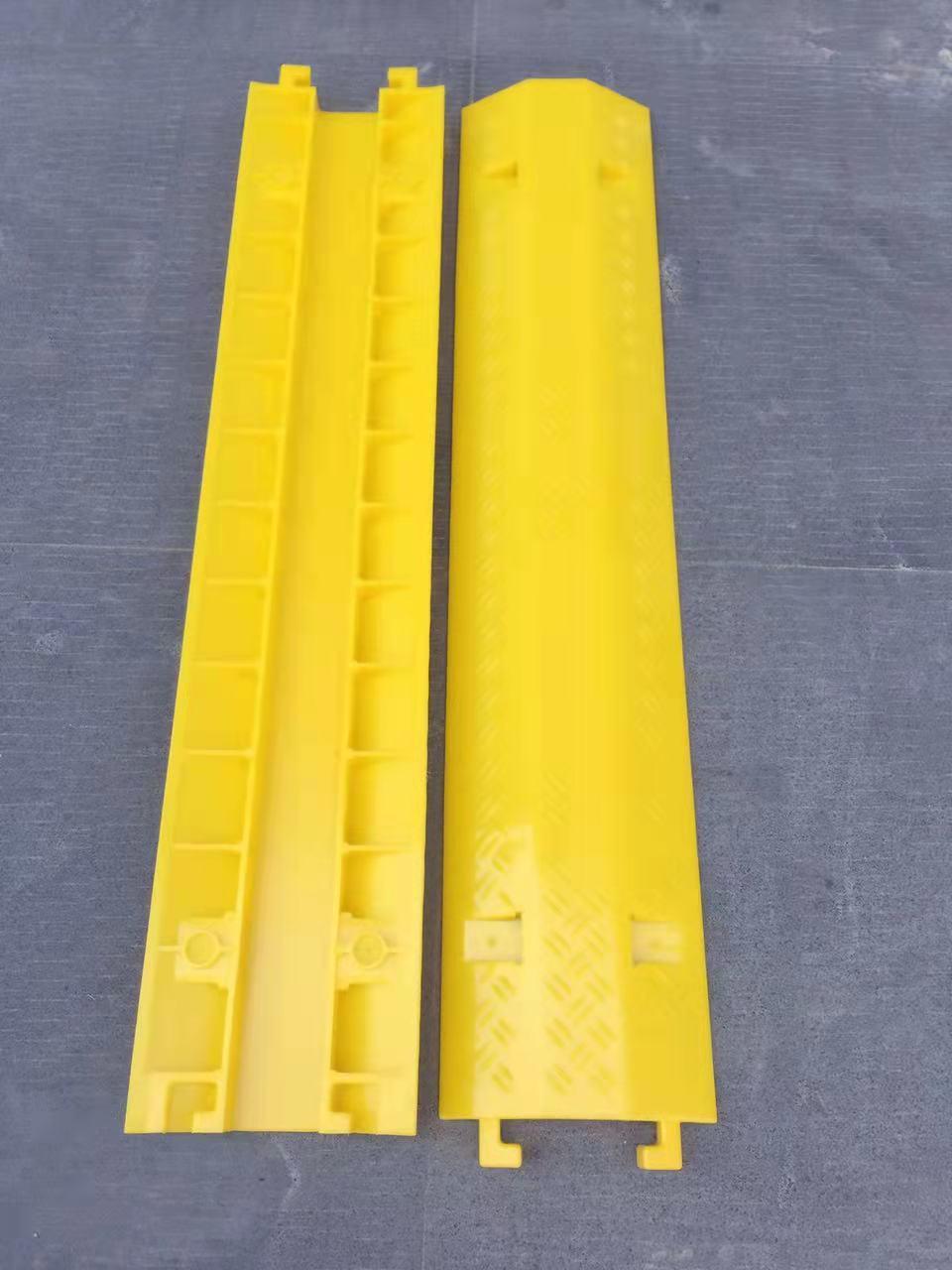 Medium 1 Channel Plastic Cable Cover Plastic Drop Over LSC002