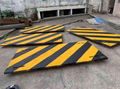 Hong Kong Black and yellow non-slip plate. - Ground non-slip plate 2