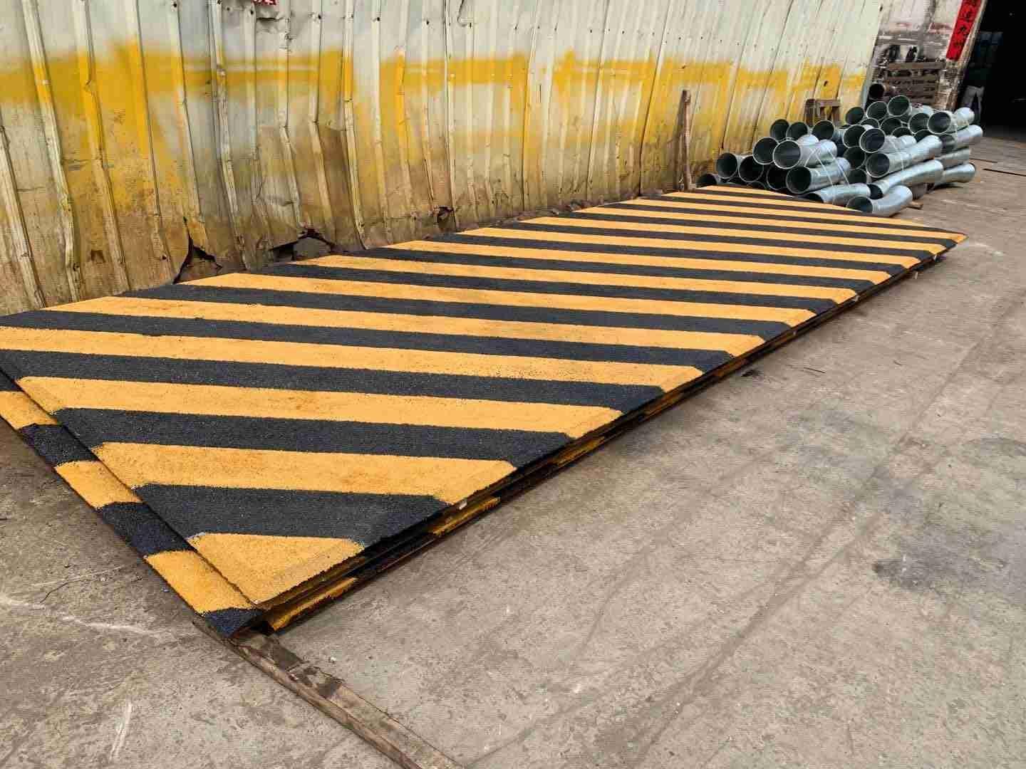 香港 黑黄间防滑铁板-地面防滑铁板. 3