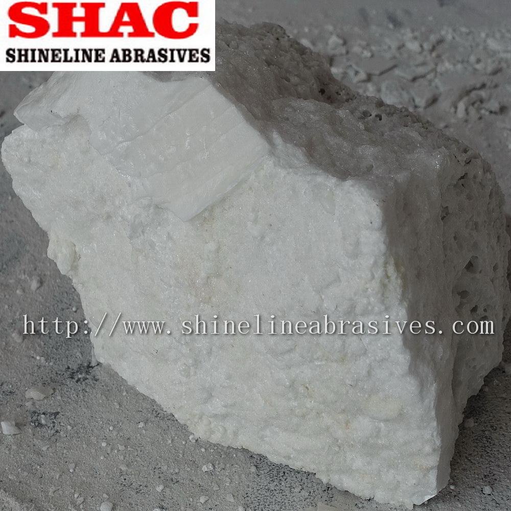 Abrasives media of white fused aluminium oxide