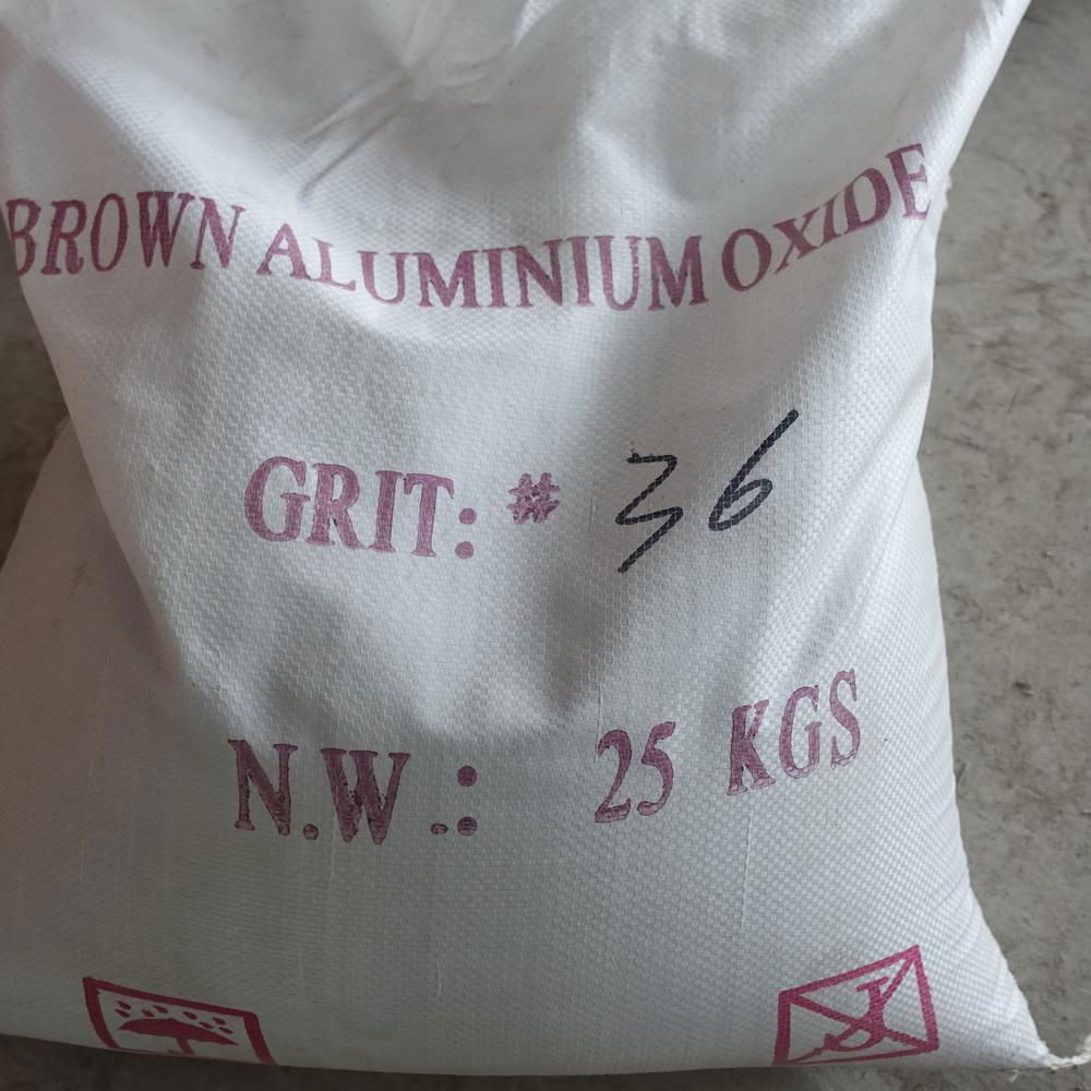 Brown fused alumina powder and grit FEPA F24 for abrasive blasting media
