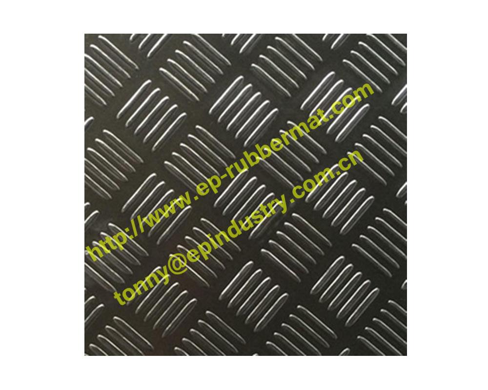 Checker Rubber Sheet from Qingdao Singreat in chinese