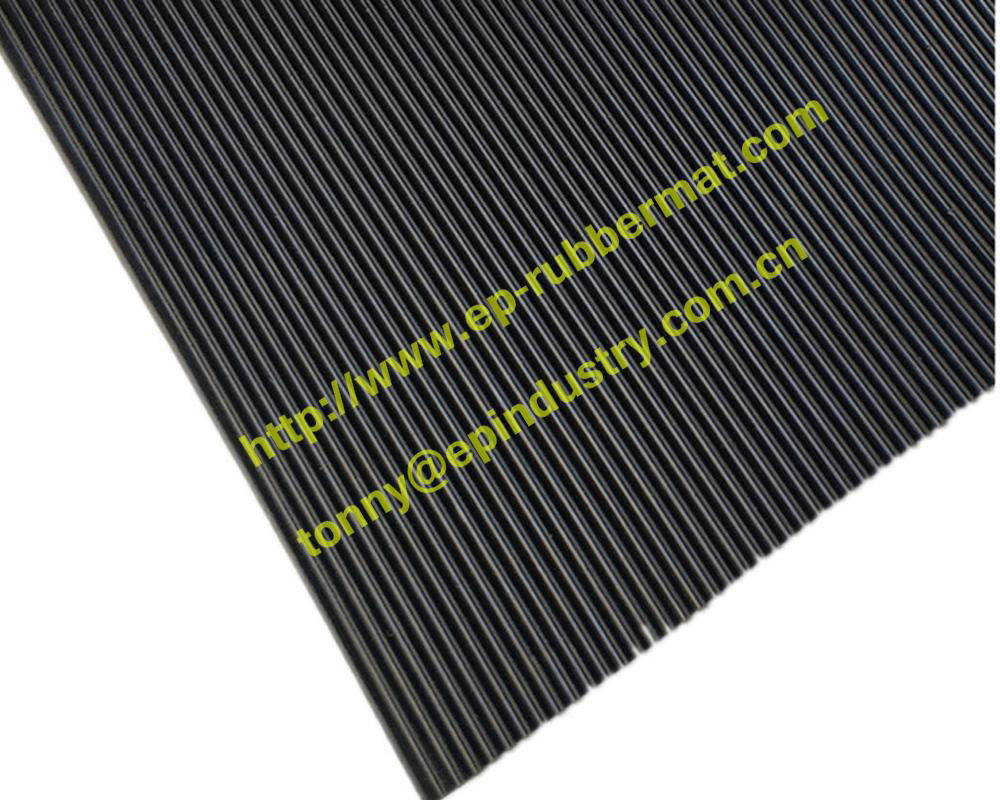 Fine Ribbed Rubber Sheet from Qingdao Singreat in chinese 2