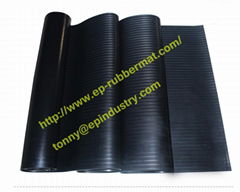  Wide&Narrow Ribbed Rubber Sheet from Qingdao Singreat in chinese