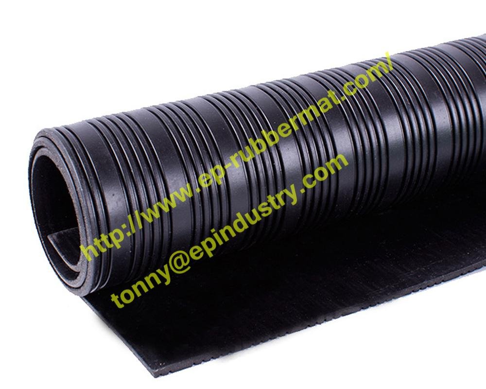  Wide&Narrow Ribbed Rubber Sheet from Qingdao Singreat in chinese 3