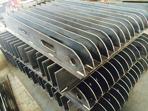 钢结构雨棚牛腿 3