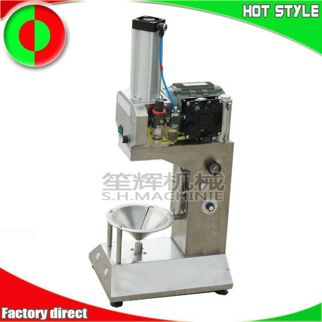 Automatic coconut peeling machine 3