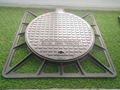 Ductile Iron Manhole Covers with Frame En124 3
