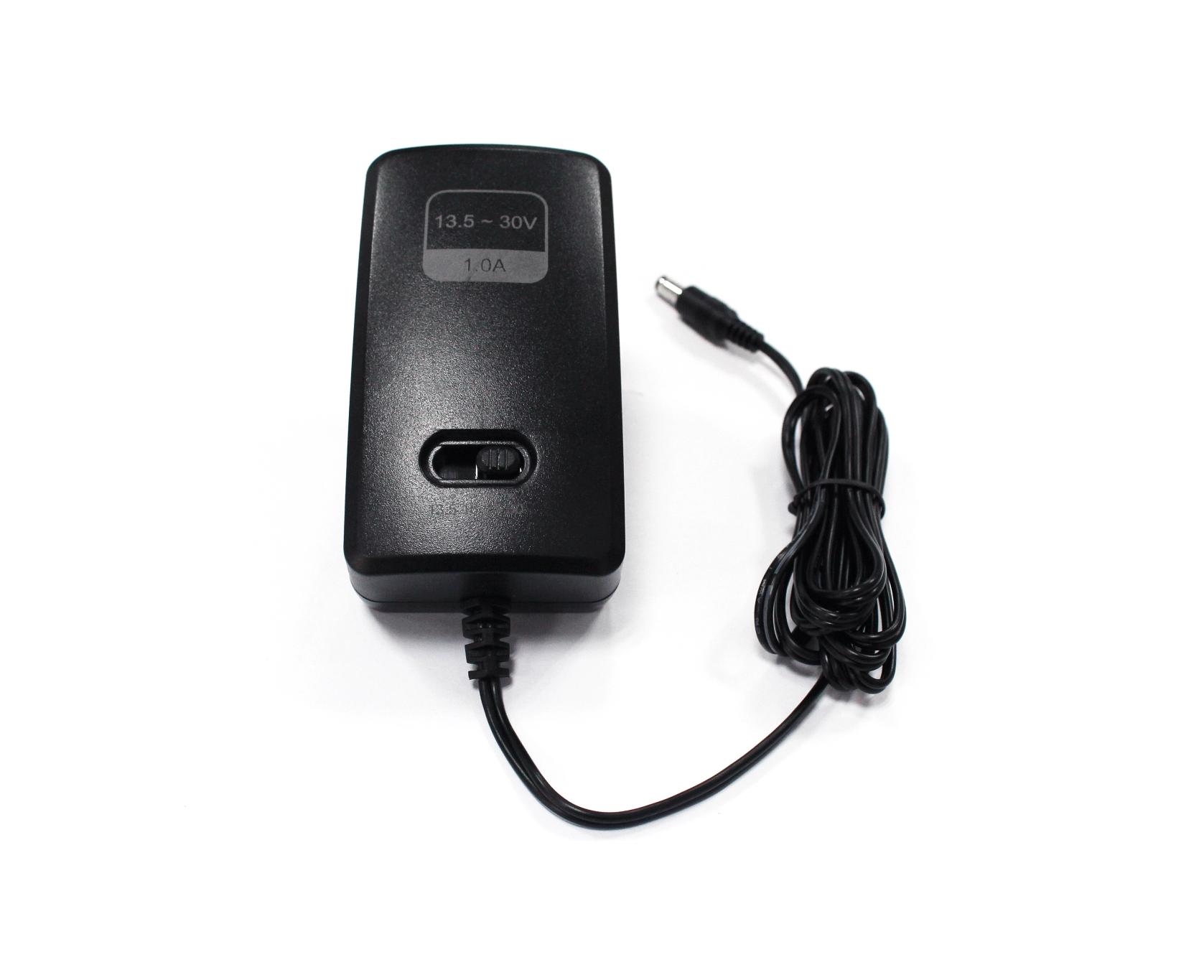 30V Universal power adapter