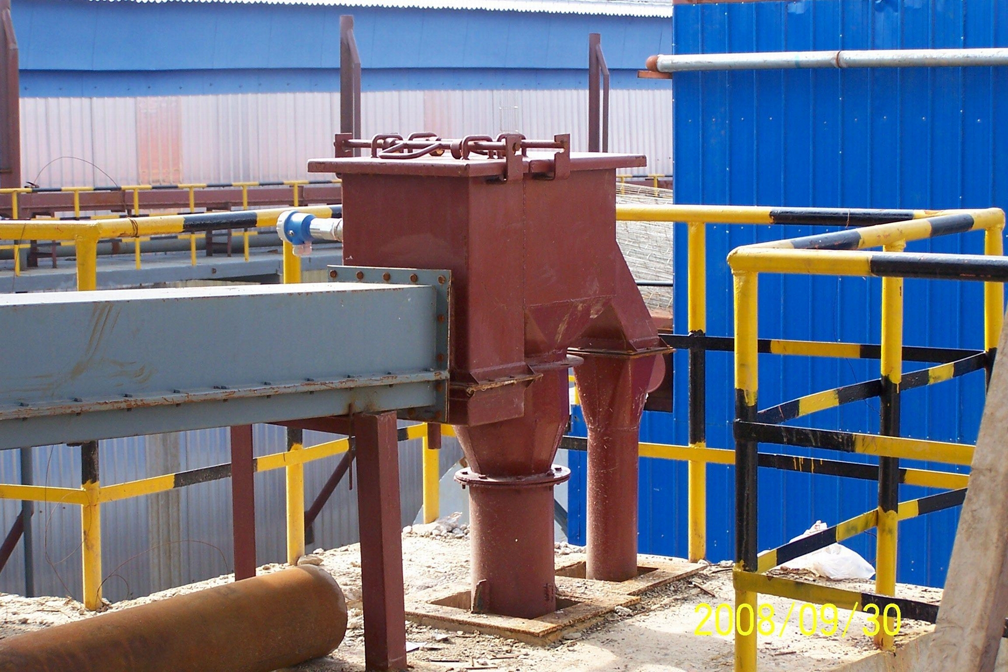 超浓相输送风动溜槽 4