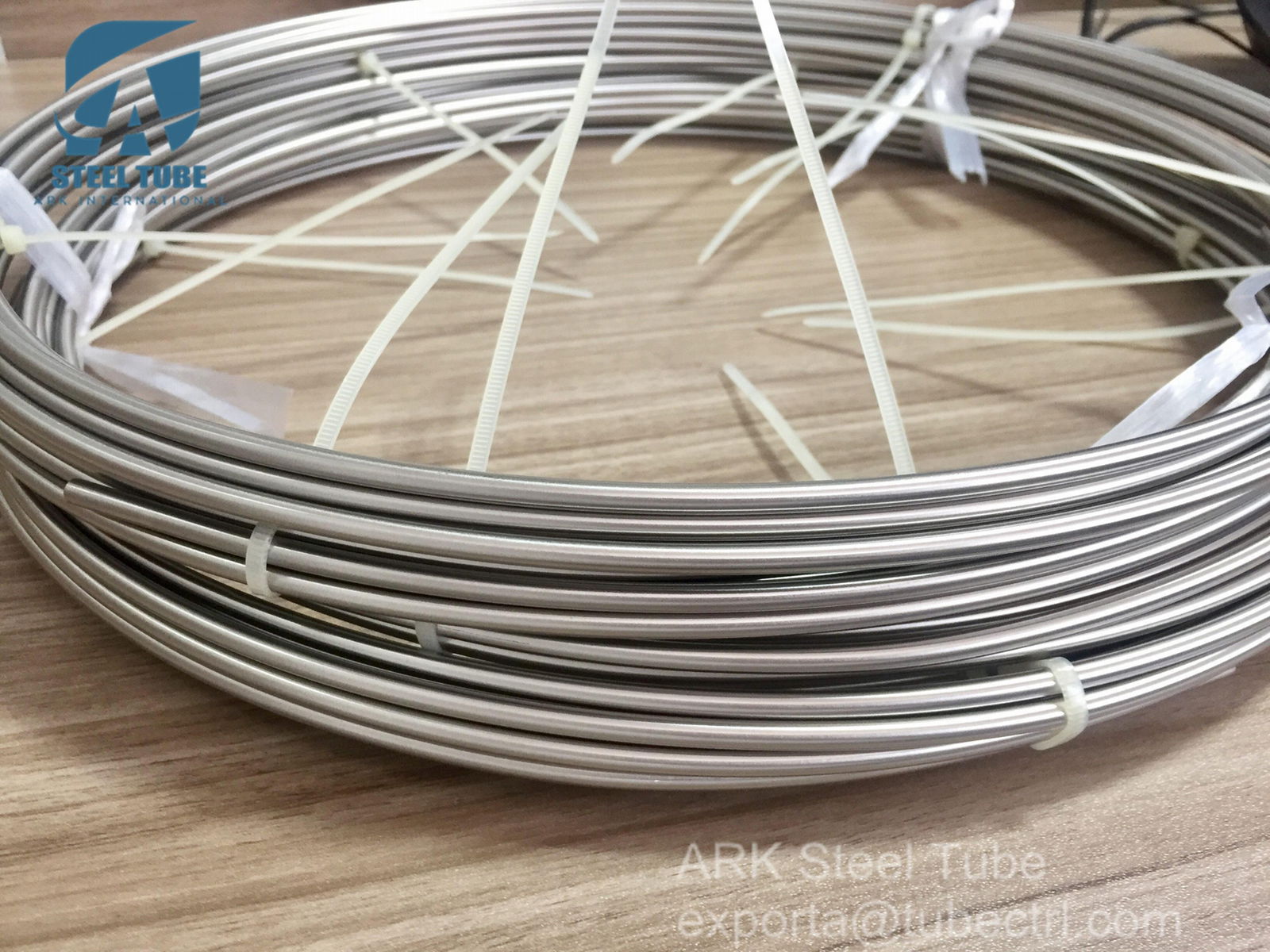 ASTM A312 TP304L TP316L Small Diameter Seamless Stainless Steel Tube Coil Tubing 2