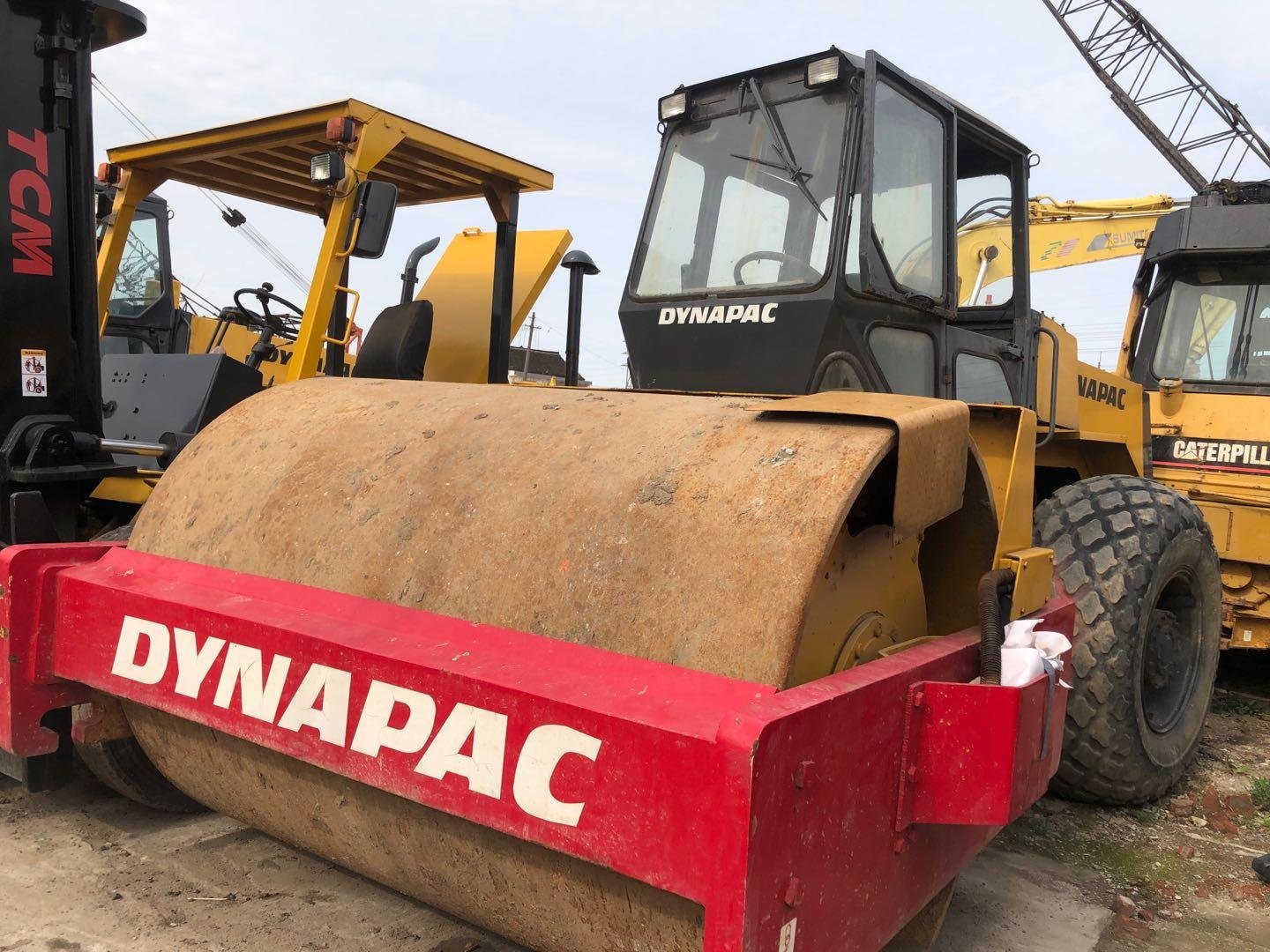 DYNAPAC CA301D ROAD ROLLER ON SALE  4