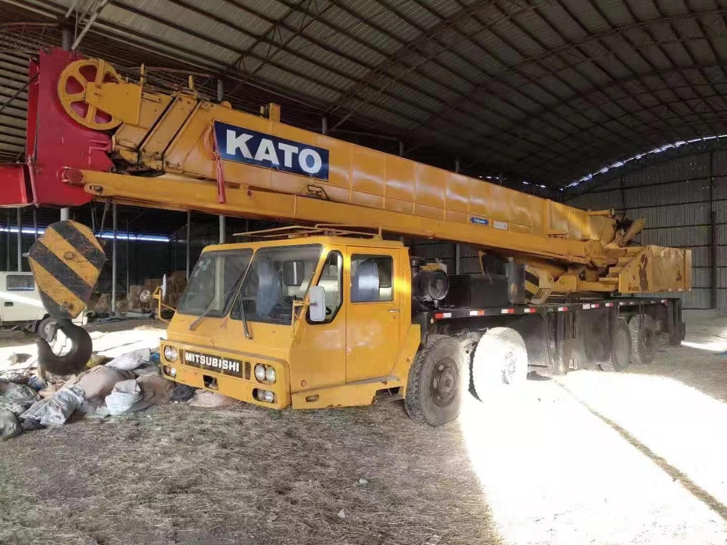 kato nk400e truck crane 40ton good quality 