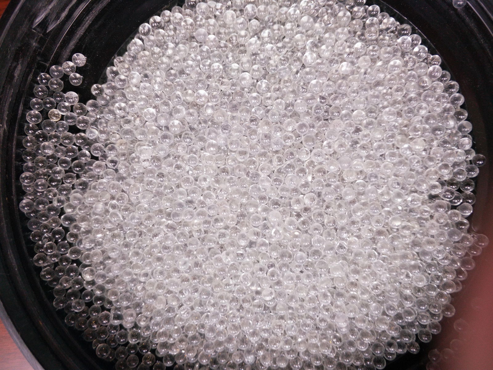 Grinding glass bead 3