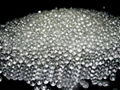 Grinding glass bead