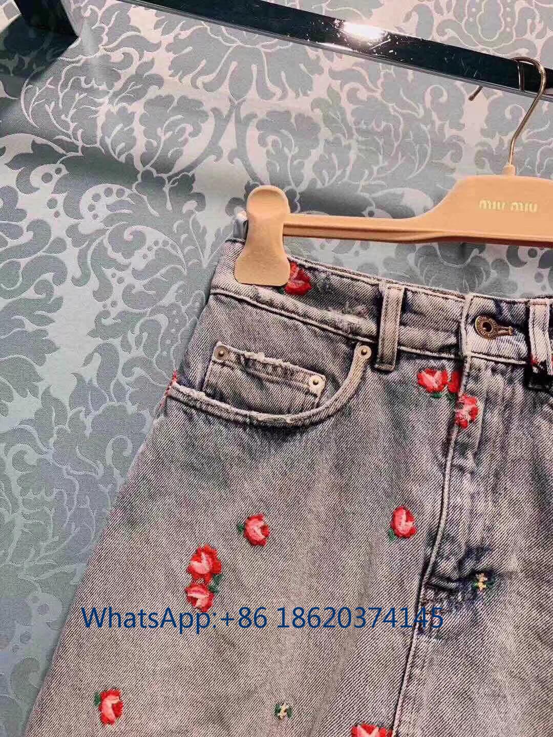 stawberry sewing blue jeans short        2