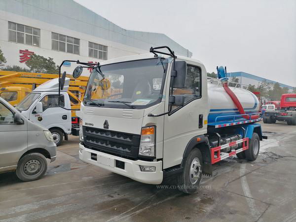 Sinotruk howo 5 Cubic Meter Fecal Suction Truck For Sales 5